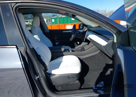 2023 Tesla Model Y Performance Dual Motor All-Wheel Drive from USA, damaged, VIN 7SAYGDEF2PF909312